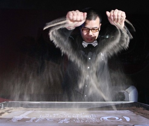 苏州沙画师表演 苏州沙画师表演